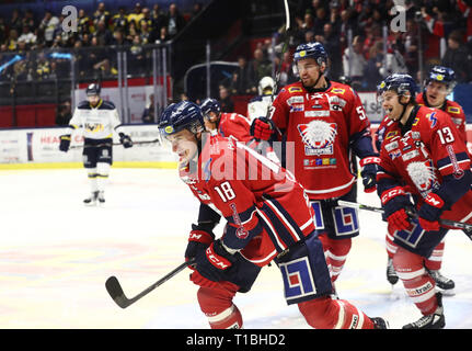 Linköpings LINKÖPING 20180203 nr 18 Jakob Lilja sous matchen i SHL mellan Linköpings HC-HV71 Saab j'arena. Foto Jeppe Gustafsson Banque D'Images