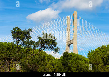 Pont Vasco de Gama sur le Tage, Lisbonne, Portugal Banque D'Images