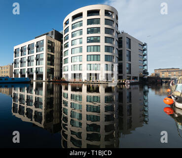 Panorama de la Place Kings : la rotonde sur Battlebridge Bassin, sur le Regents Canal, Londres Banque D'Images