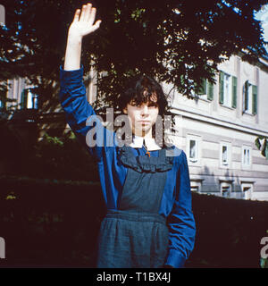 Ein Stück Himmel, Fernsehserie, Deutschland 1982, Regie : Franz Peter Wirth, Folge 5 'Abschied von der Kindheit", acteurs : Dana Vavrova Banque D'Images