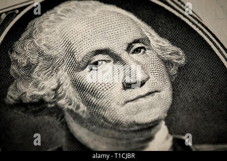 Le portrait de George Washington sur un (1) dollar américain bill. Vue en gros plan macro. Banque D'Images