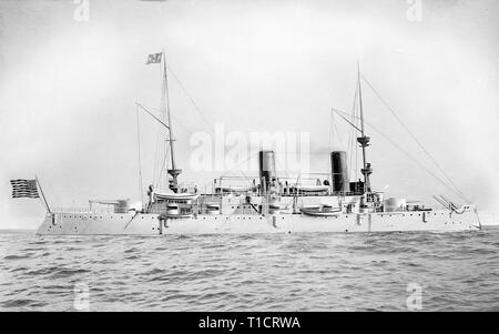 USS Olympia, 1899 Banque D'Images