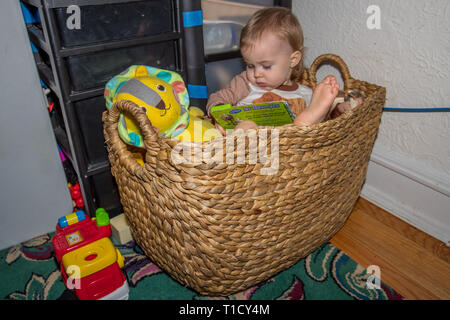 Mon fils grandir et jouer Banque D'Images