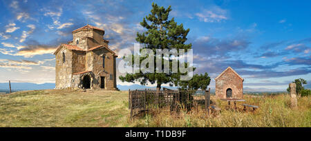 Photos et images de St Giorgi (St George) Église, Samtsevrisi, Géorgie (pays). Un exemple parfait d'un 7ème siècle "byzantin" église Croix arbre Banque D'Images