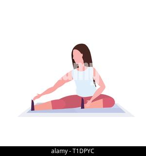 Femme sport faisant des exercices d'étirement en formation fille d'entraînement aérobie de sport concept de vie sain télévision fond blanc Illustration de Vecteur