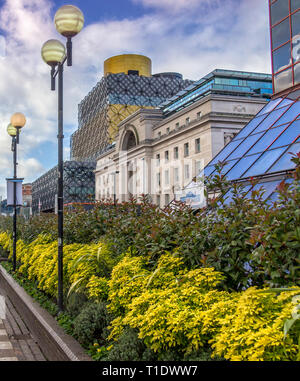 Bibliothèque de Birmingham et Rep theatre, Centenary Square, centre-ville. Banque D'Images