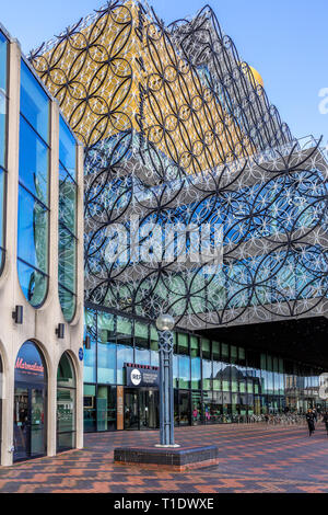 Bibliothèque de Birmingham et Rep theatre, Centenary Square, centre-ville. Banque D'Images