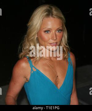 KELLY RIPA AU Late Show With David Letterman À L'Ed Sullivan Theater, NEW YORK CITY 05-23-2005 Photo de John Barrett/PHOTOlink Banque D'Images