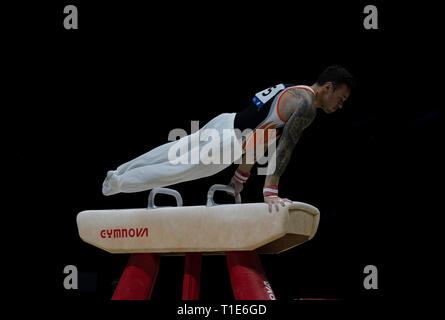 Bart Deurloo (Pays-Bas) en action lors de la Coupe du Monde de Gymnastique 2019 à l'Arène de Genting, France le 23 mars 2019. GlennSports. Banque D'Images