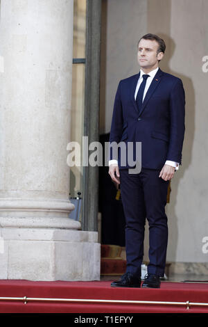 Paris, France. Mar 25, 2019. Le président français, Emmanuel Macron accueille le président chinois Xi Jinping à l'Elysée, Paris, France. Credit : Bernard Menigault/Alamy Live News Banque D'Images
