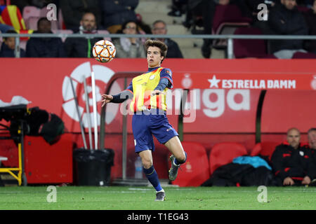 Girona, Espagne. Mar 25, 2019. 25 mars 2019 - Gérone, Catalogne, Espagne - Riqui Puig de Catalogne pendant le match de football entre la Catalogne et le Venezuela le 25 mars 2019 au stade Montilivi à Gérone, Espagne. Credit : Manuel Blondeau/ZUMA/Alamy Fil Live News Banque D'Images