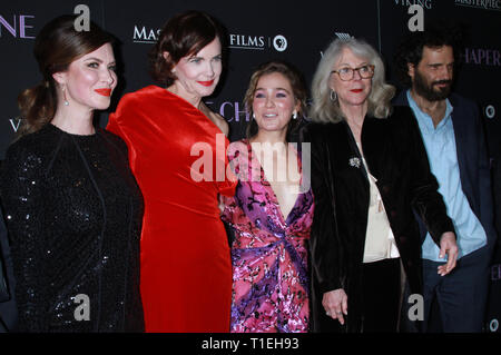 25 mars 2019 Victoria Hill, Elizabeth McGovern Haley Lu Richardson, Blythe Danner, Matt McGrath assister à PBS Distribution & Films Chef d'accueillir la première mondiale de l'escorte au MoMA à New York le 25 mars 2019 Credit:Credit:RW/MediaPunch Banque D'Images