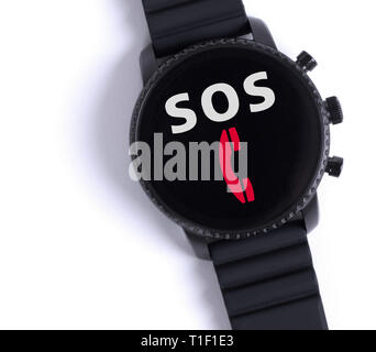 Smartwatch noir isolé sur un fond blanc, SOS Banque D'Images