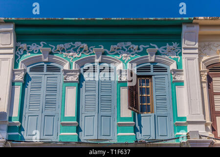 Une vue typique dans la ville de Phuket en Thaïlande Banque D'Images