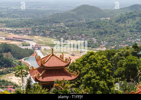 Tay Thien Truc Lam monastère bouddhiste Zen près de Hanoi, Vietnam. Banque D'Images