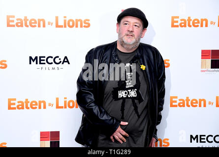 Johnny Vegas participant à la mangés par les Lions Premiere tenue à l'Hôtel Palais de Londres. Banque D'Images