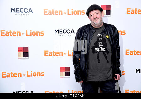 Johnny Vegas participant à la mangés par les Lions Premiere tenue à l'Hôtel Palais de Londres. Banque D'Images