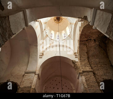 Photo et Images de l'intérieur de l'église de la Transfiguration, Ikalto monastère a été fondé par Saint Zenon, l'un des 13 Pères syriens, en Banque D'Images