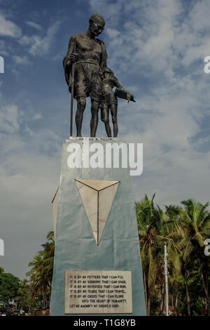 09-06-2009-Statue du Mahatma Gandhi dans Gandhi Circle Velha Goa (Old Goa - INDE Banque D'Images