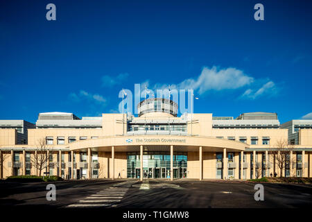 Façade de l'immeuble du gouvernement écossais Victoria Quay, Édimbourg Banque D'Images