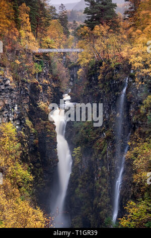 L'Corrieshalloch Gorge, chutes de Measach et rivière Droma, près de Ullapool, Ross et Cromarty, Highlands, Écosse, Royaume-Uni Banque D'Images