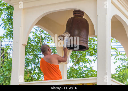 Mongkol nimit temple dans la ville de Phuket en Thaïlande Banque D'Images