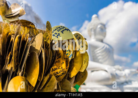 La statue du grand Bouddha de Phucket Thailande Banque D'Images