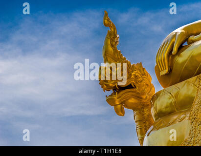 La statue du grand Bouddha de Phucket Thailande Banque D'Images