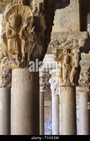 Détails de la cloître roman de la cathédrale de Gérone, le Santa Maria de Girona Banque D'Images