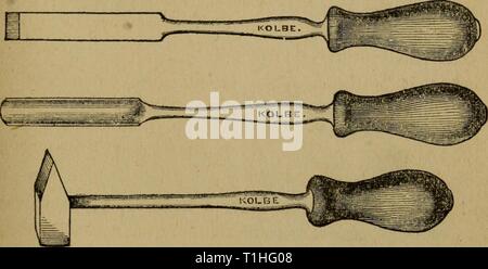 Les maladies de l'American Horse, les maladies de l'American Horse, et les bovins et les moutons. Leur traitement, avec une liste et une description complète des médicaments employés diseasesofameric01mccl Année : 1870 LA BOUCHE. Mousse 161 de la bouche, comme si salivated. Dans les cas graves de fièvre. Donner traitement dix gouttes de la teinture d'Aconit racine dans un peu d'eau froide trois fois dans la journée, pendant 48 heures, et permettre le cheval d'avoir un seau d'eau froide suspendu ou placé devant lui, pour se rafraîchir la bouche. Ciseau à dents, RASP et marteau. (2) blessures de la langue.-devraient être traités de la Sam Banque D'Images