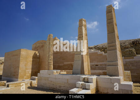 Saqqara, Egypte : Détail de la complexe funéraire de Djoser. Banque D'Images