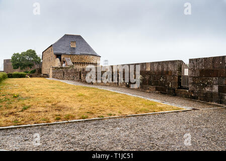 Brest, France - le 29 juillet 2018 : château de Brest. C'est une forteresse médiévale dans la gare de Brest aujourd'hui le Musée Maritime Banque D'Images