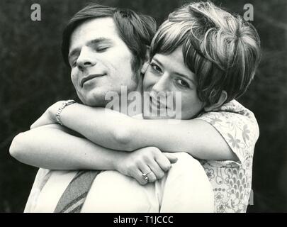 Les gens, des couples, les amoureux / romantisme, couple, 1970, Additional-Rights Clearance-Info-Not-Available- Banque D'Images