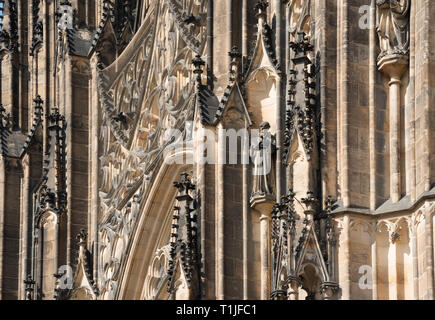 Détails de la cathédrale St Vitus à Prague Banque D'Images