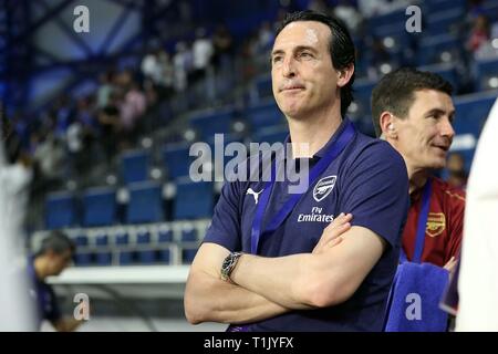 Dubaï, Émirats arabes unis. Mar 26, 2019. L'entraîneur-chef de l'arsenal Unai Emery réagit au cours d'un match amical entre Arsenal et Al-Nasr à Dubaï, Émirats arabes unis, le 26 mars 2019. Arsenal a gagné 3-2. Credit : Mahmoud Khaled/Xinhua/Alamy Live News Banque D'Images