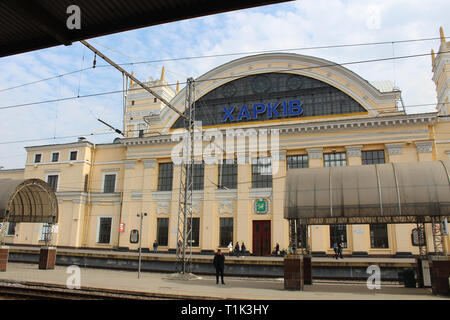 Les Charkiw, Ukraine. Mar 20, 2019. La gare de l'est ville ukrainienne de Kharkov. Sur 31,03. Des élections présidentielles auront lieu en Ukraine. Credit : Claudia Thaler/dpa/Alamy Live News Banque D'Images