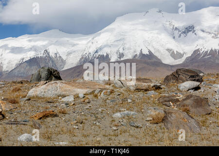 Mighty Pamir (Xinjjiang, Chine) Banque D'Images