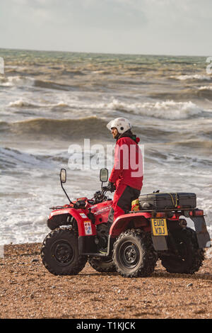 Life guard sur Quad Banque D'Images