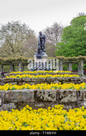 Gand, Belgique 16 AVRIL 2017 : Sculpture dans le citadelpark est un parc dans la ville belge de Gand. Banque D'Images