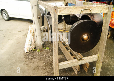 Kota Kinabalu, Sabah, Malaisie - 12 novembre 2012 : un instrument de musique traditionnel de l'Asie principalement dans la région de l'Asie orientale et Asie du sud-est Banque D'Images