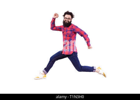 Portrait de la course et le saut hipster barbu, happy smiling man isolé sur fond blanc Banque D'Images