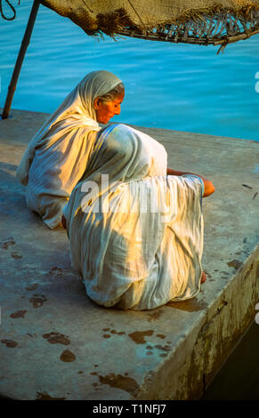 Festival indien et rituels au Gange à Varanasi ou Benares, Inde Banque D'Images