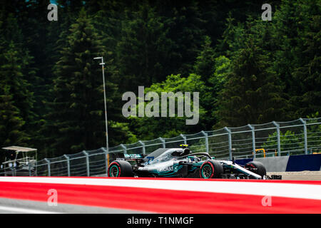 Spielberg/Autriche - 06/29/2018 - # 77 Valtteri Bottas (FIN) dans sa Mercedes W09 au cours du PC2 lors du Red Bull Ring en avance sur le Grand Prix d'Autriche 2018 Banque D'Images