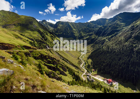 Les montagnes de Fagaras, Transfagarasan Road dans le sud des Carpates (Transylvanie), Roumanie. Banque D'Images