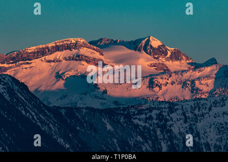 Le coucher du soleil sur le glacier de la Vanoise en France Banque D'Images