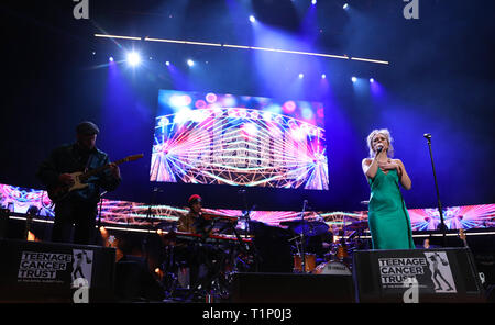 Au cours de l'exécution de Rose Gray le Teenage Cancer Trust, Concert Royal Albert Hall, Londres. PRESS ASSOCIATION. Photo date : mercredi 27 mars, 2019. Voir PA story SHOWBIZ TCT. Crédit photo doit se lire : Isabel Infantes/PA Wire Banque D'Images