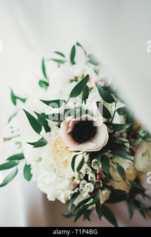 Luxe magnifique mariage bouquet de fleurs différentes Banque D'Images