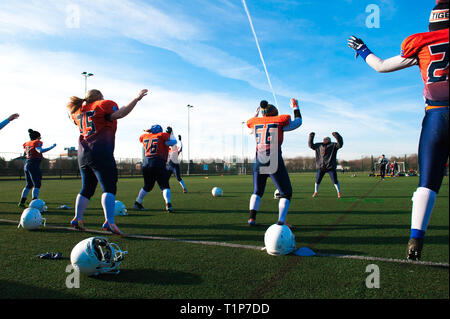 Braves Derby féminin, l'équipe de football américain Banque D'Images