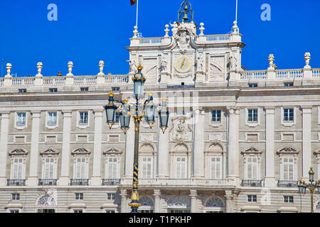 Madrid, Spain-October 22, 2017 : Palais Royal de Madrid, en centre-ville historique, la résidence officielle de la famille royale d'Espagne Banque D'Images