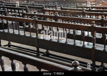 Bancs à la synagogue portugaise d'Amsterdam aux Pays-Bas 2019 Banque D'Images